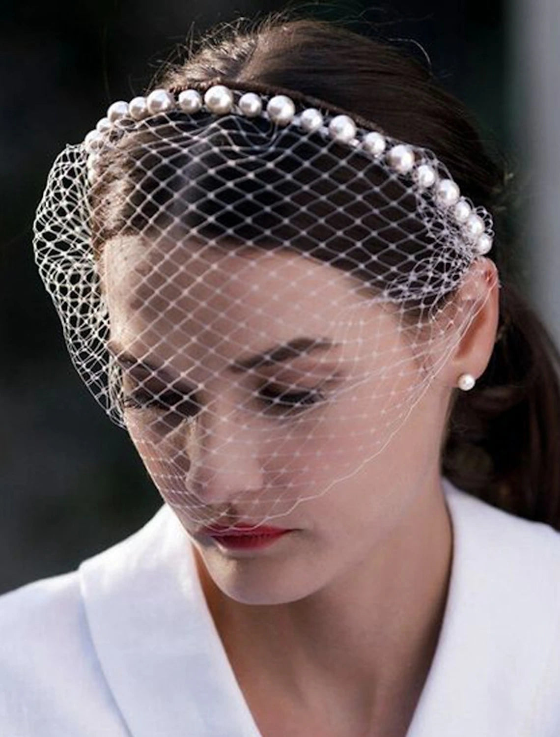 Wholesale One-tier Antique / Pearls Wedding Veil Blusher Veils / Birdcage Veils with Faux Pearl Tulle
